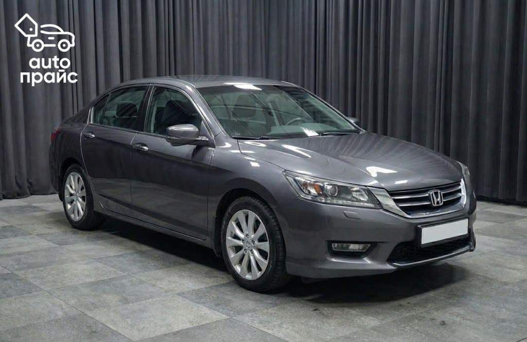 Honda Accord - 1