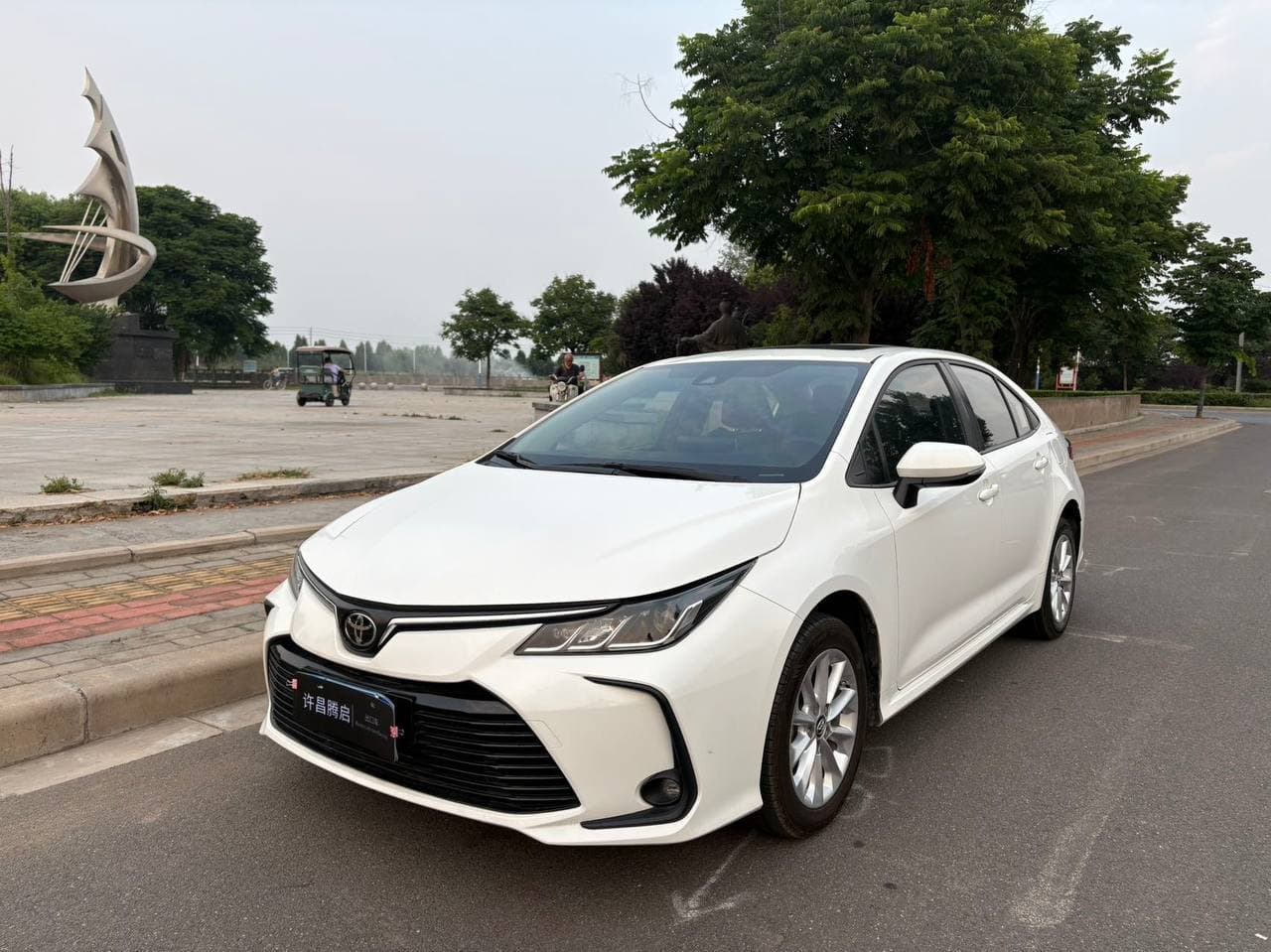 Toyota Corolla - 1