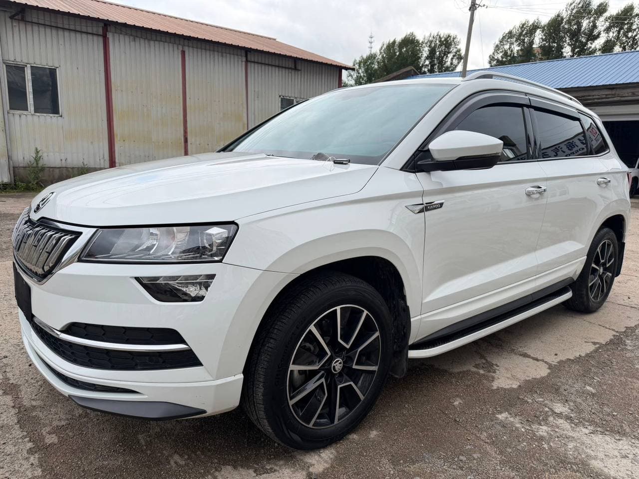 Skoda Karoq - 1