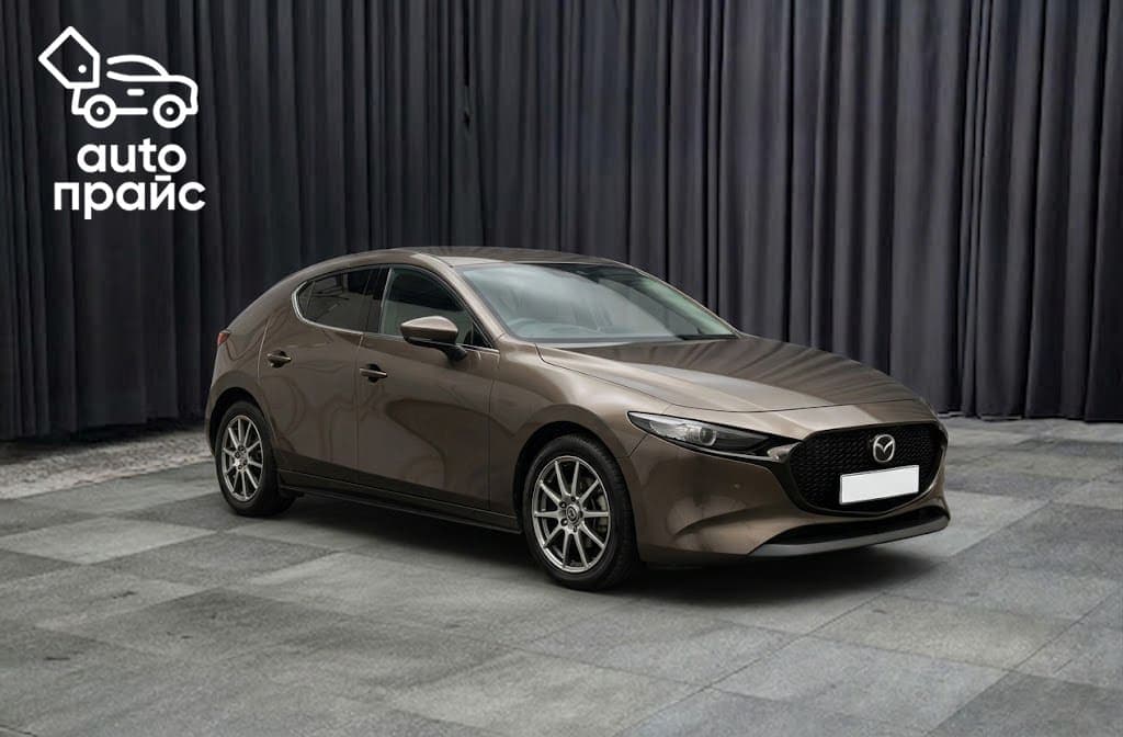 Mazda 3 IV 2021 - 1