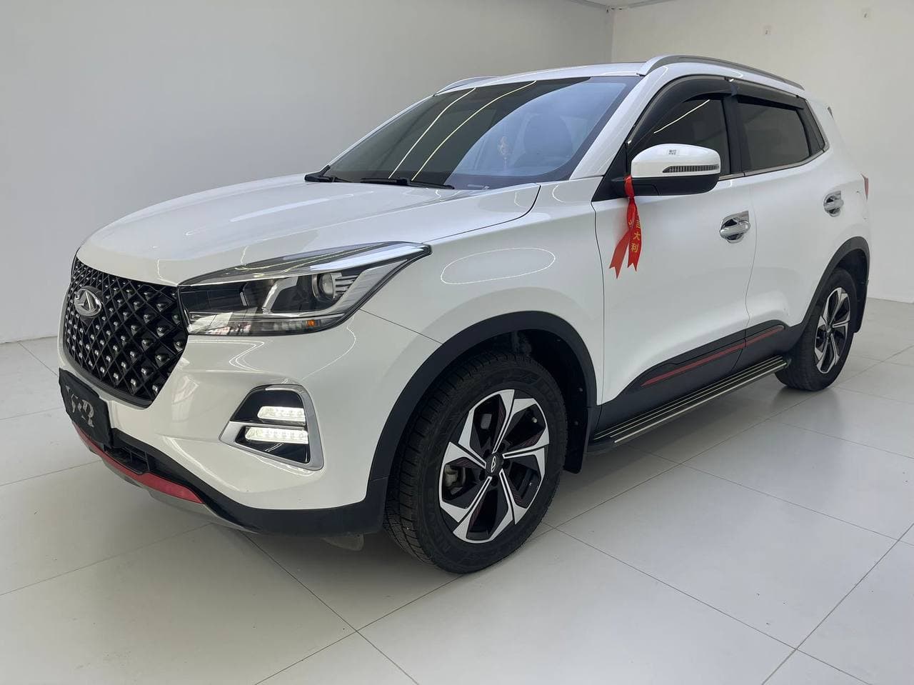 Chery Tiggo (T11) - 1