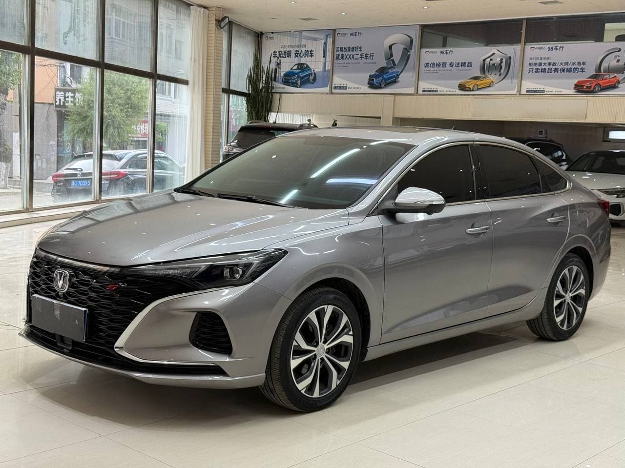 Changan Eado - 1