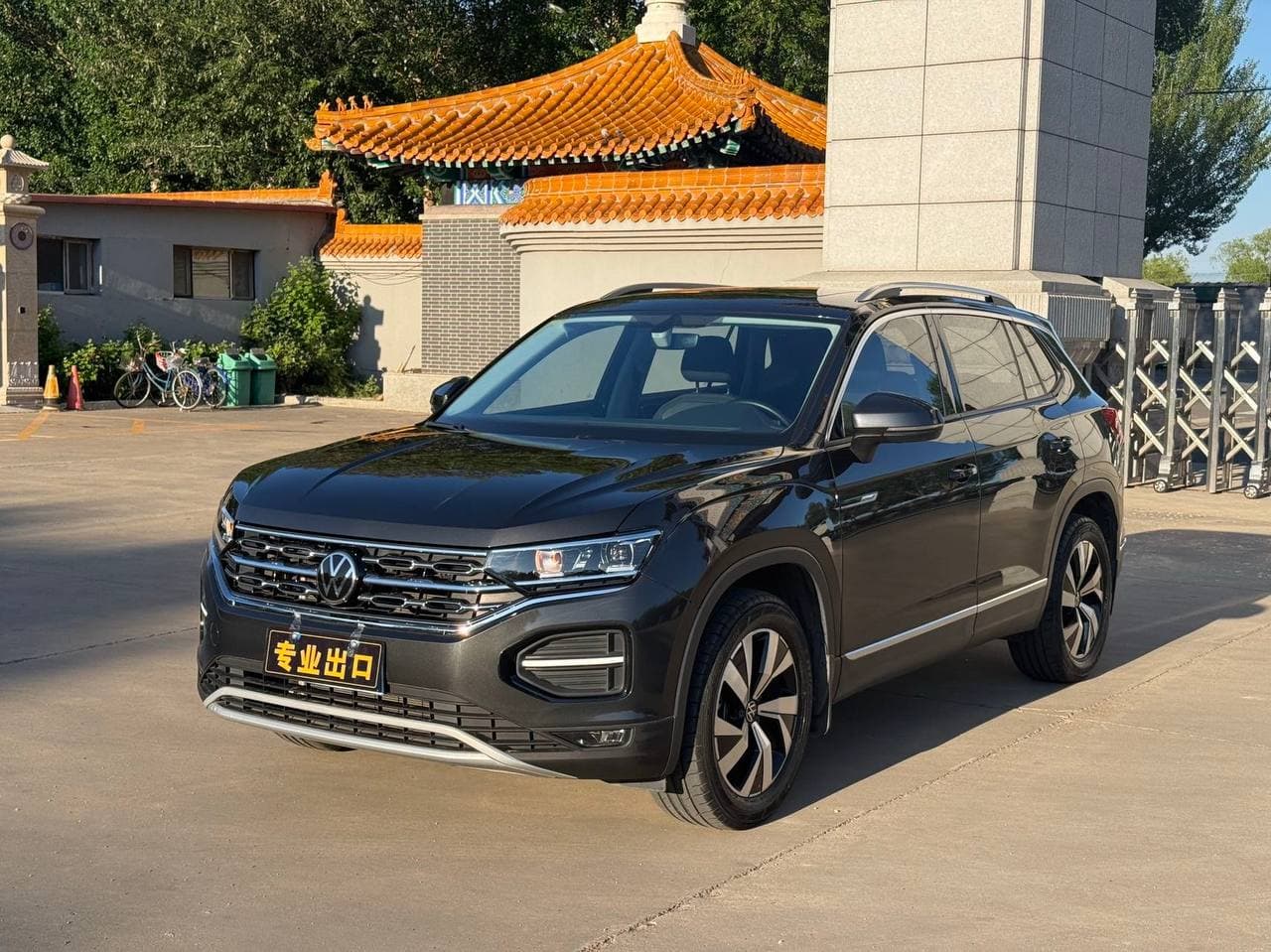 Volkswagen Tayron - 1
