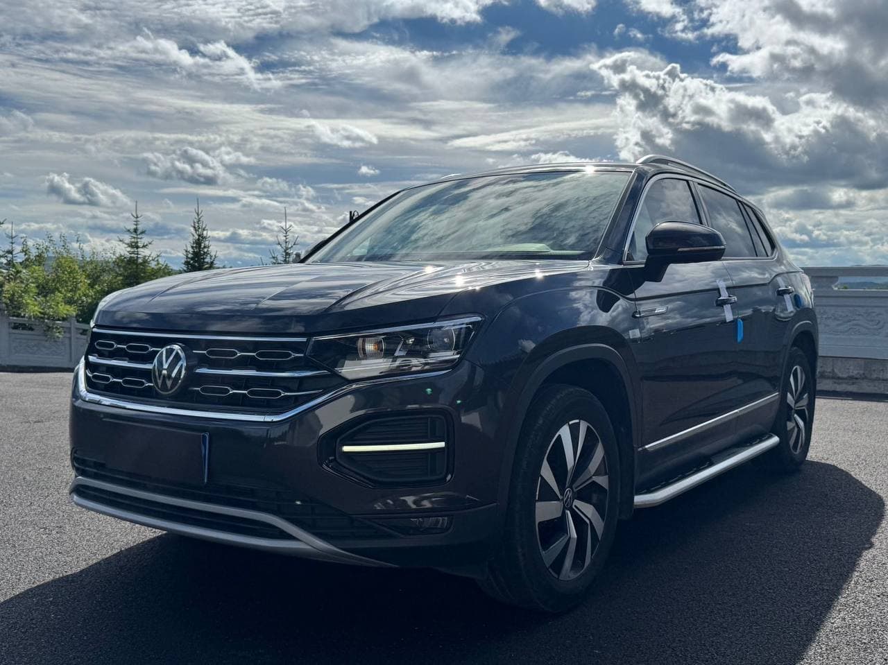 Volkswagen Tayron - 1