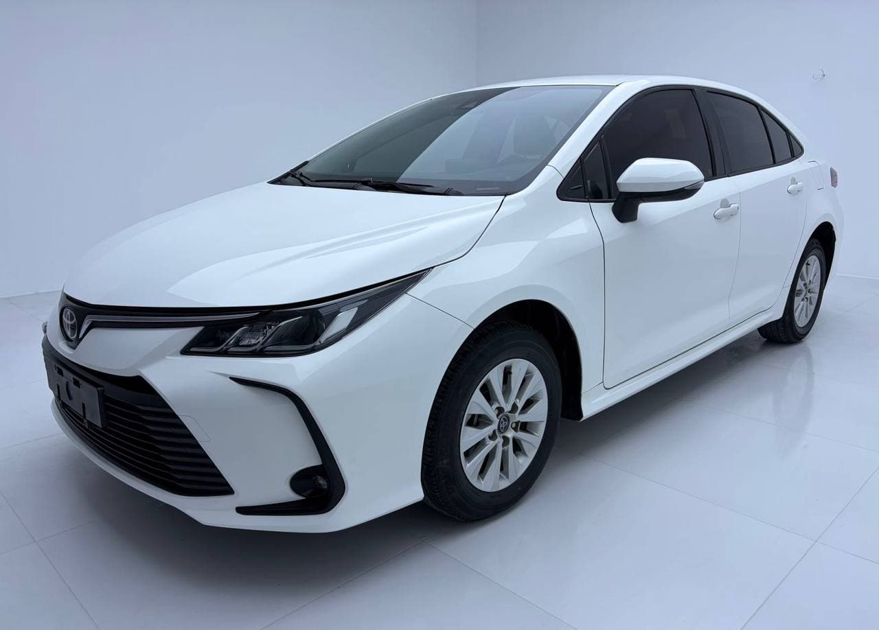 Toyota Corolla - 1