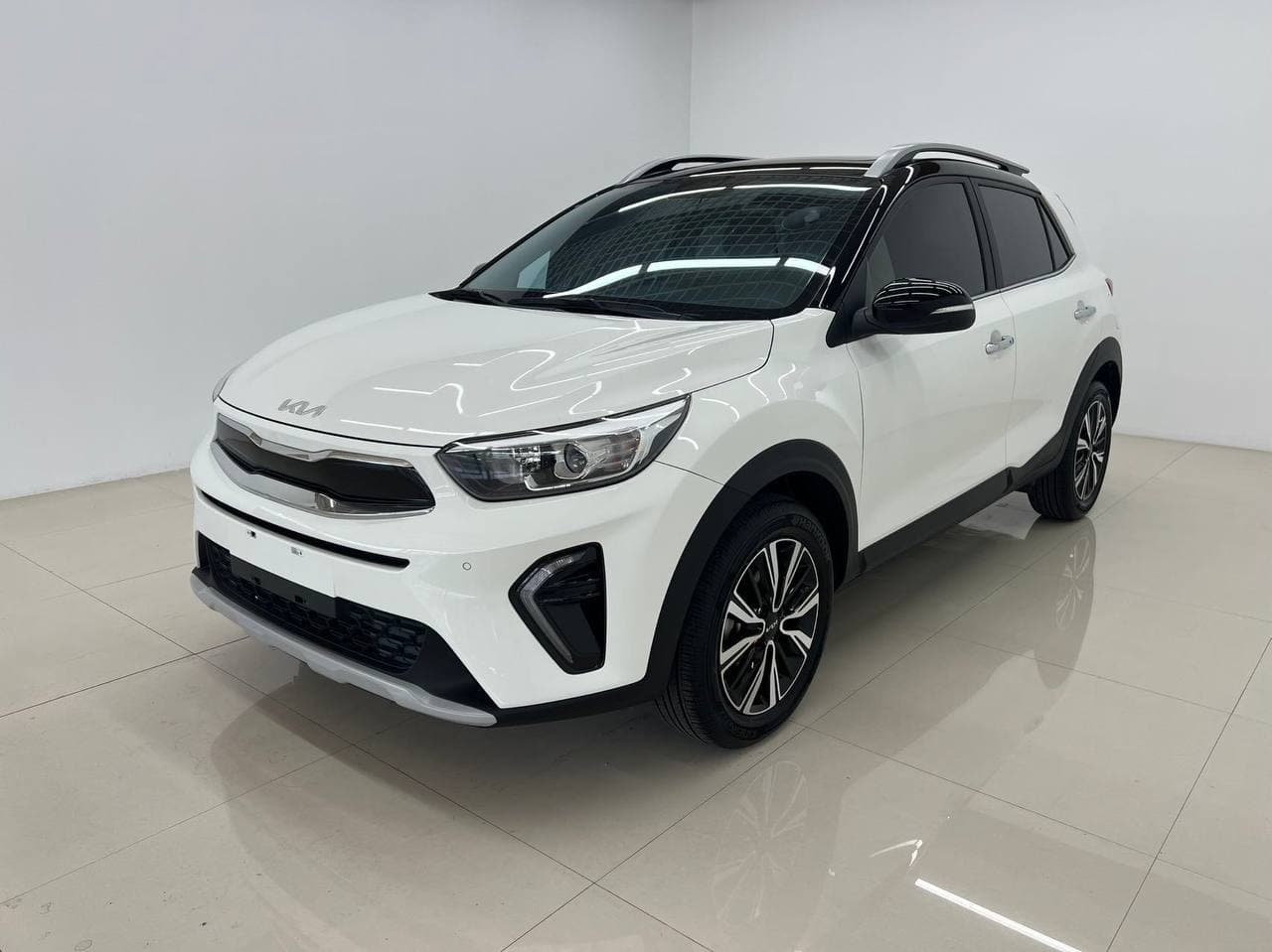 Kia KX1 - 1