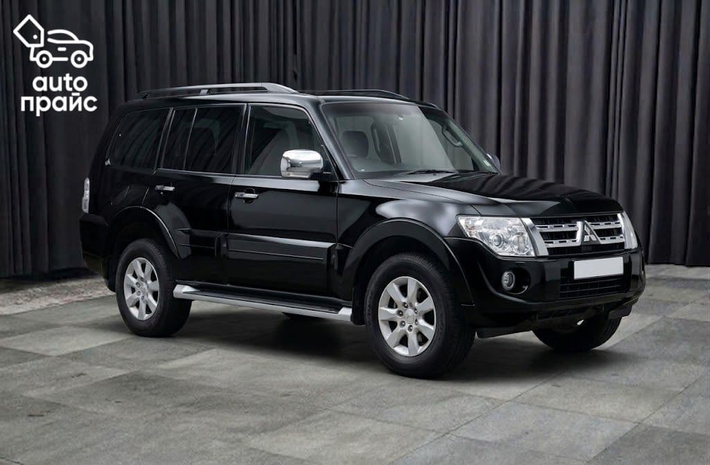 Mitsubishi Pajero 2013 - 1