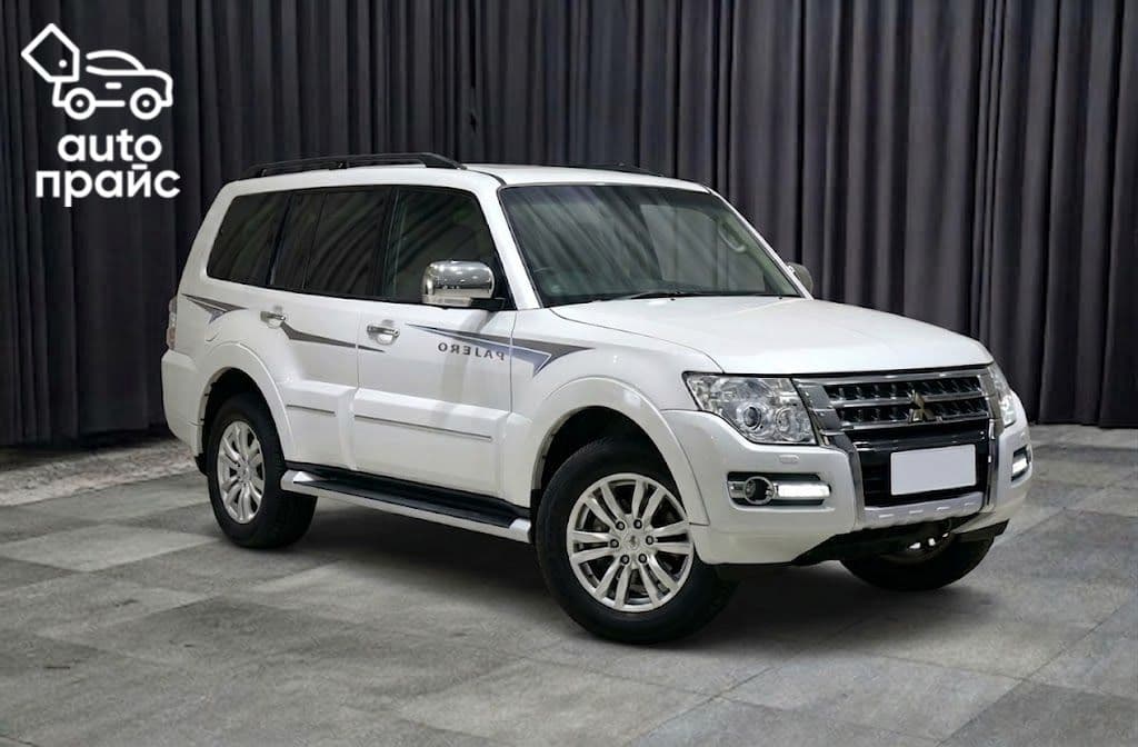 Mitsubishi Pajero 2019 - 1