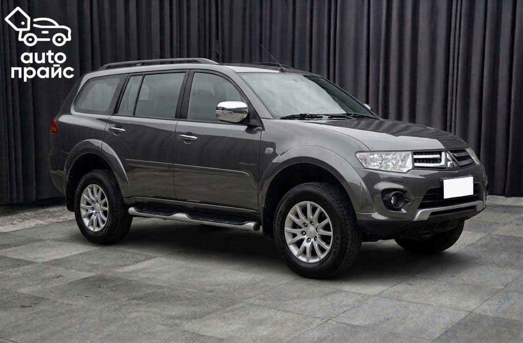 Mitsubishi Pajero Sport 2014 - 1
