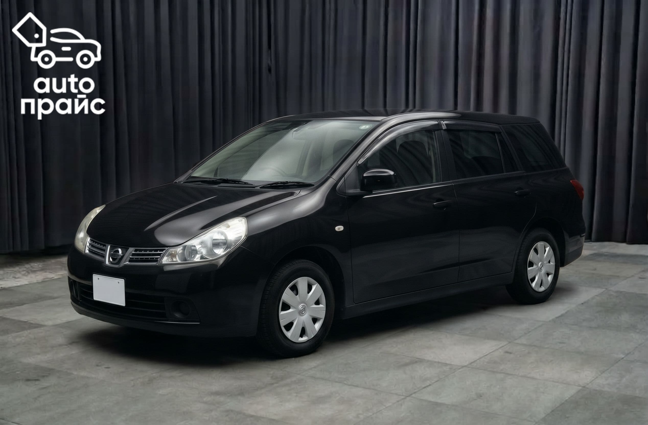 Nissan Wingroad - 1
