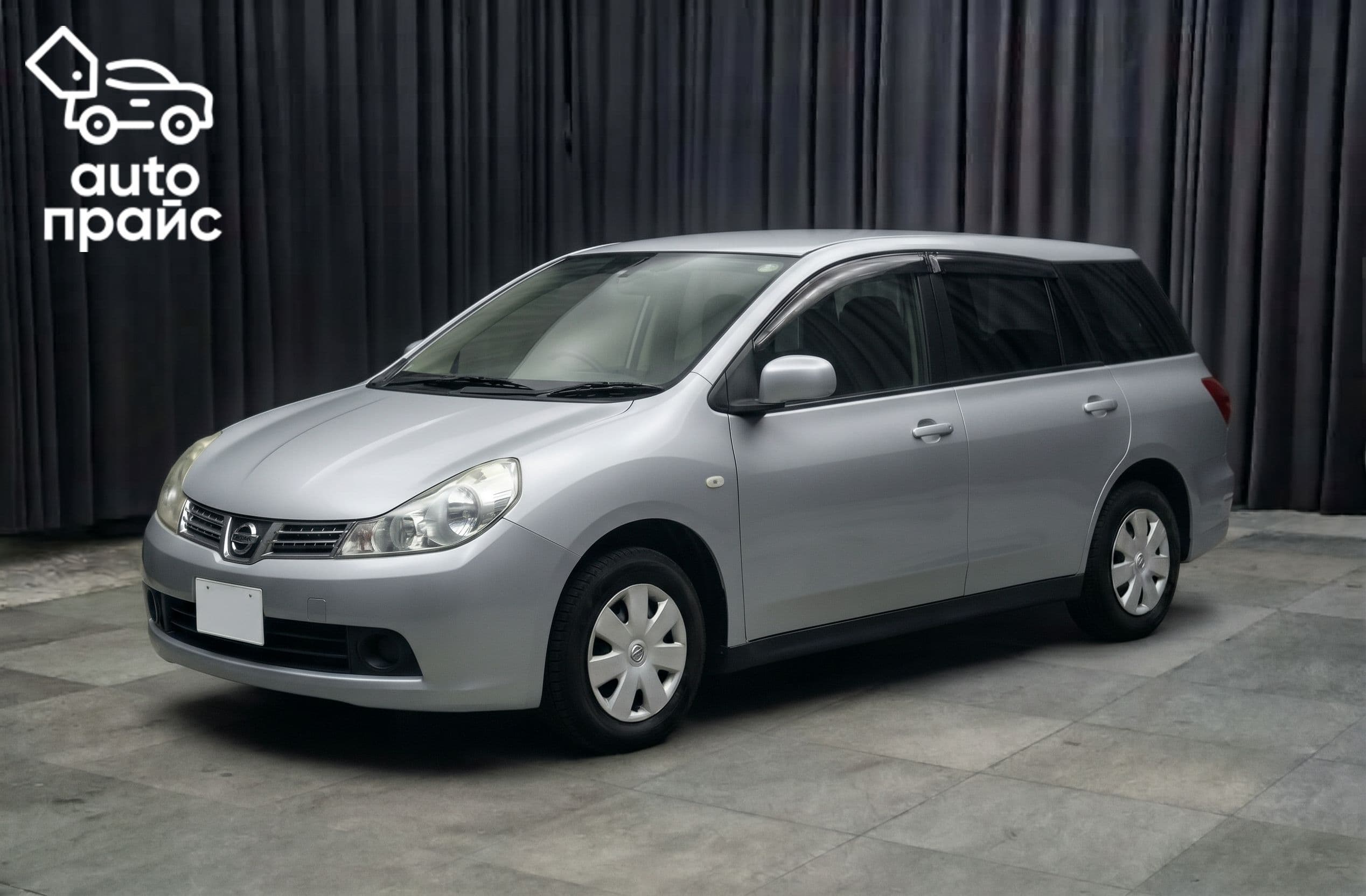 Nissan Wingroad - 1