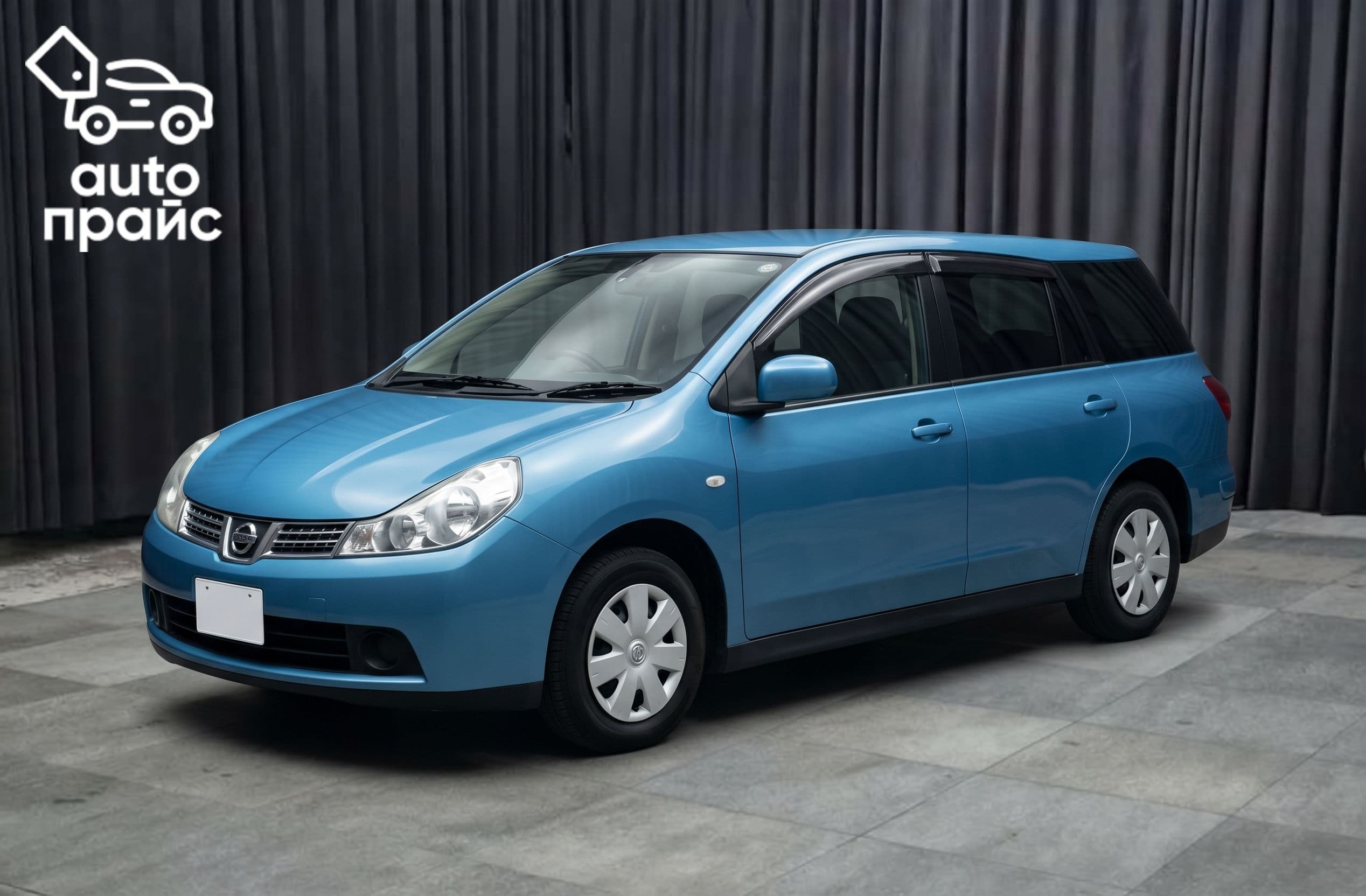 Nissan Wingroad - 1