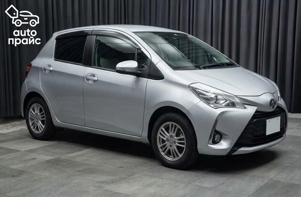 Toyota Vitz - 1