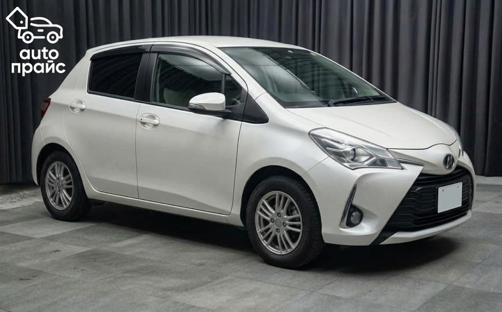 Toyota Vitz - 1