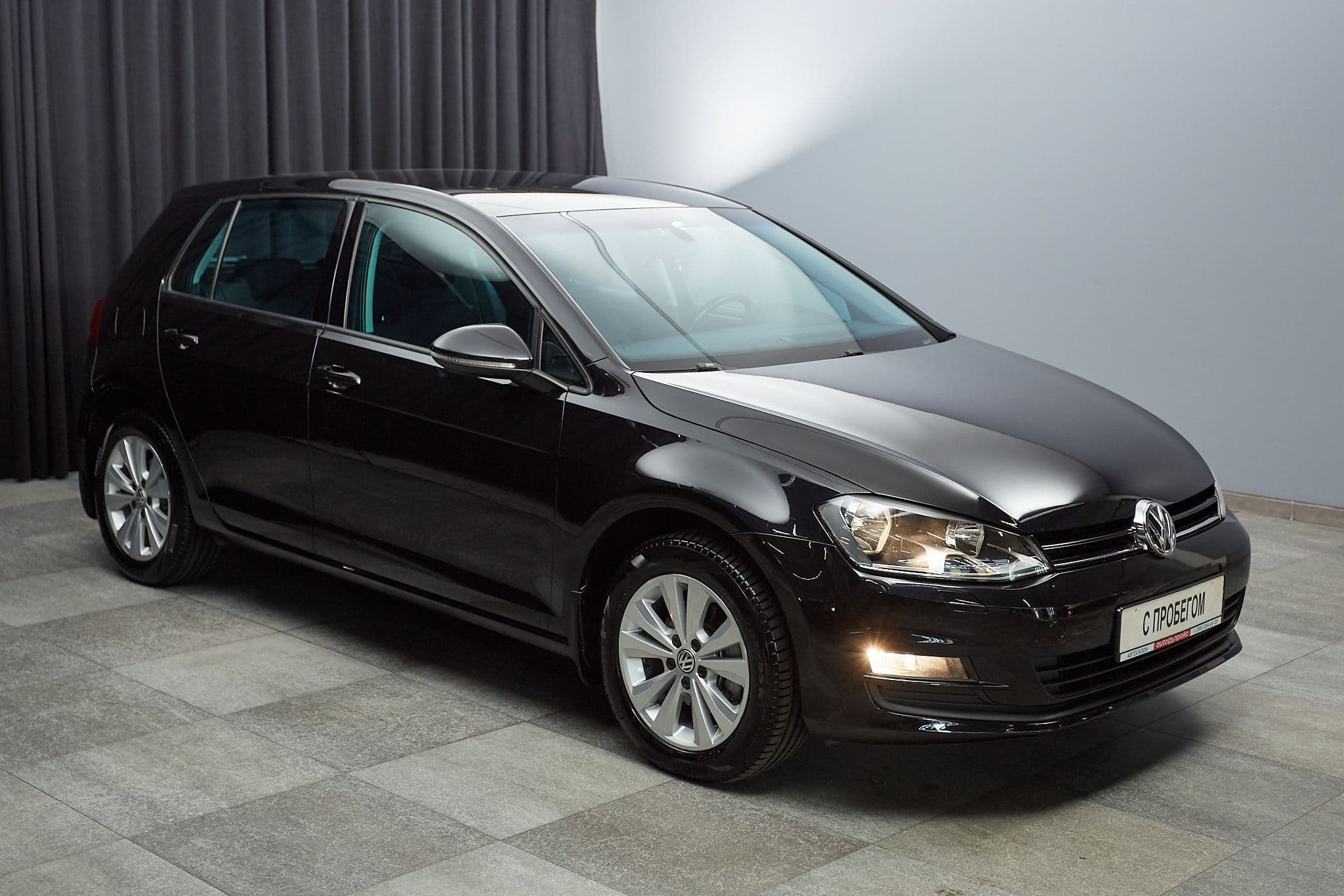 Volkswagen Golf - 3