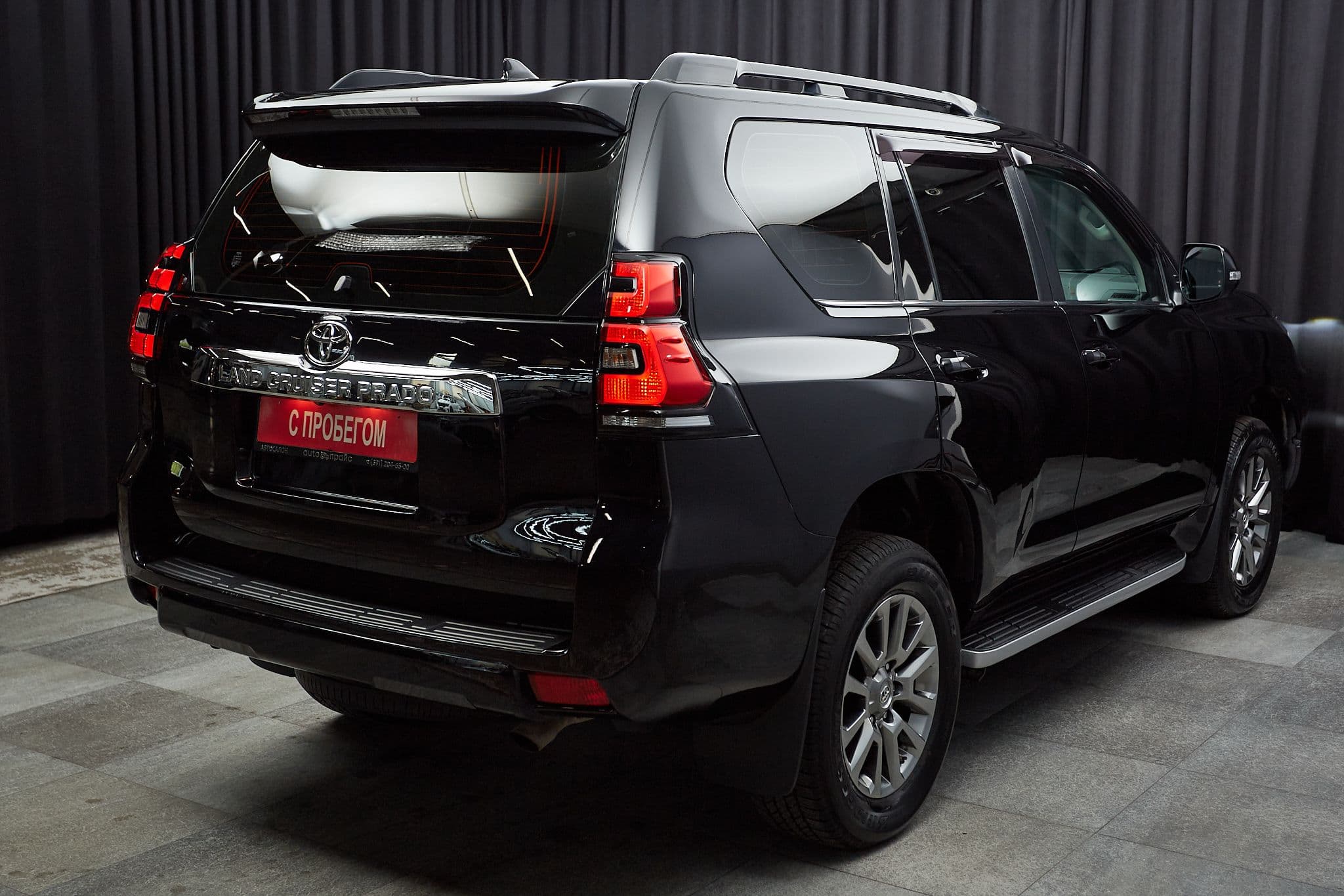 Toyota Land Cruiser Prado - 4