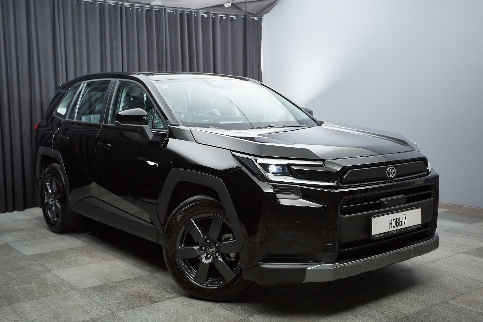 Toyota RAV4 - 3