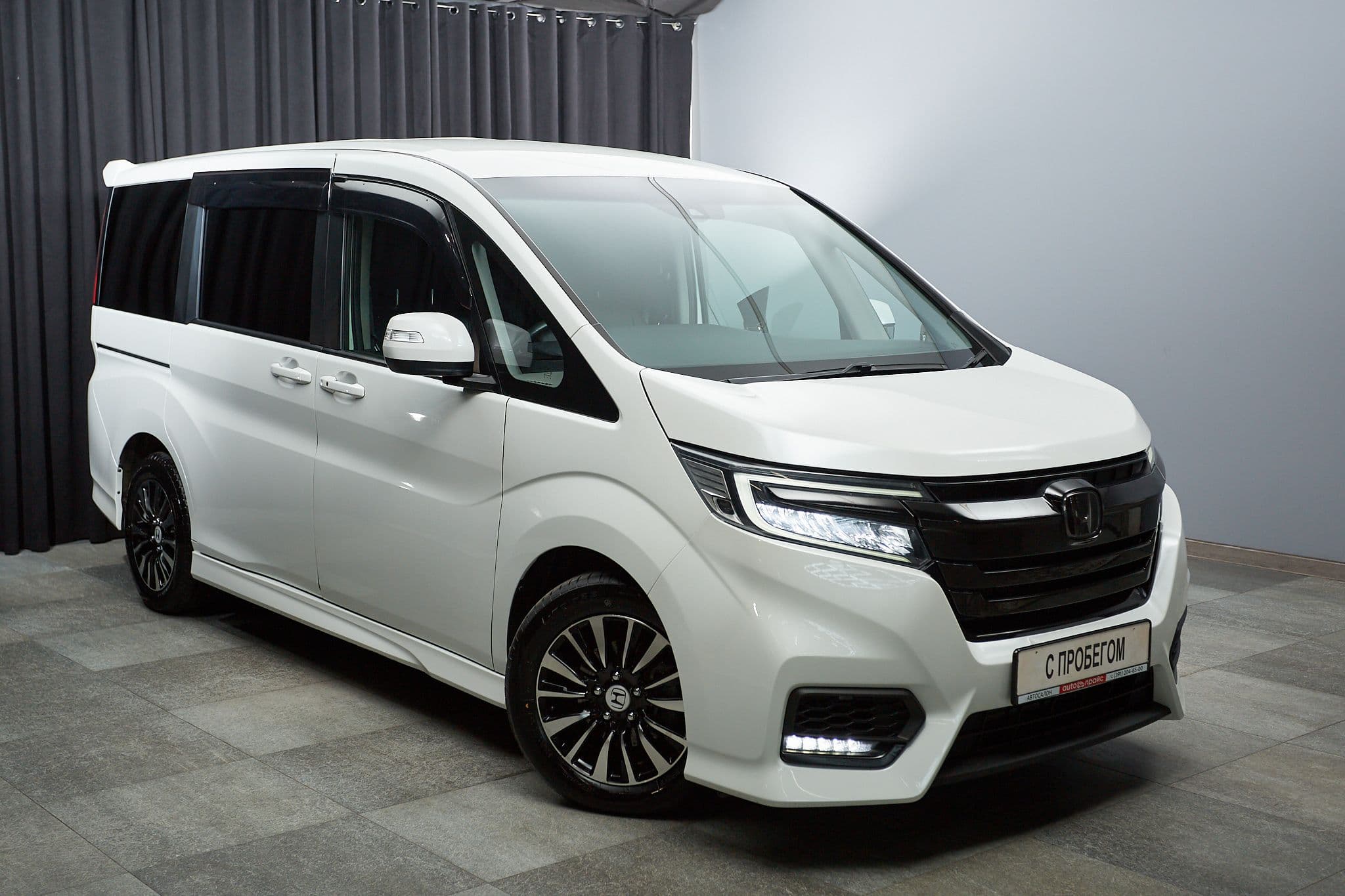 Honda Stepwgn - 3