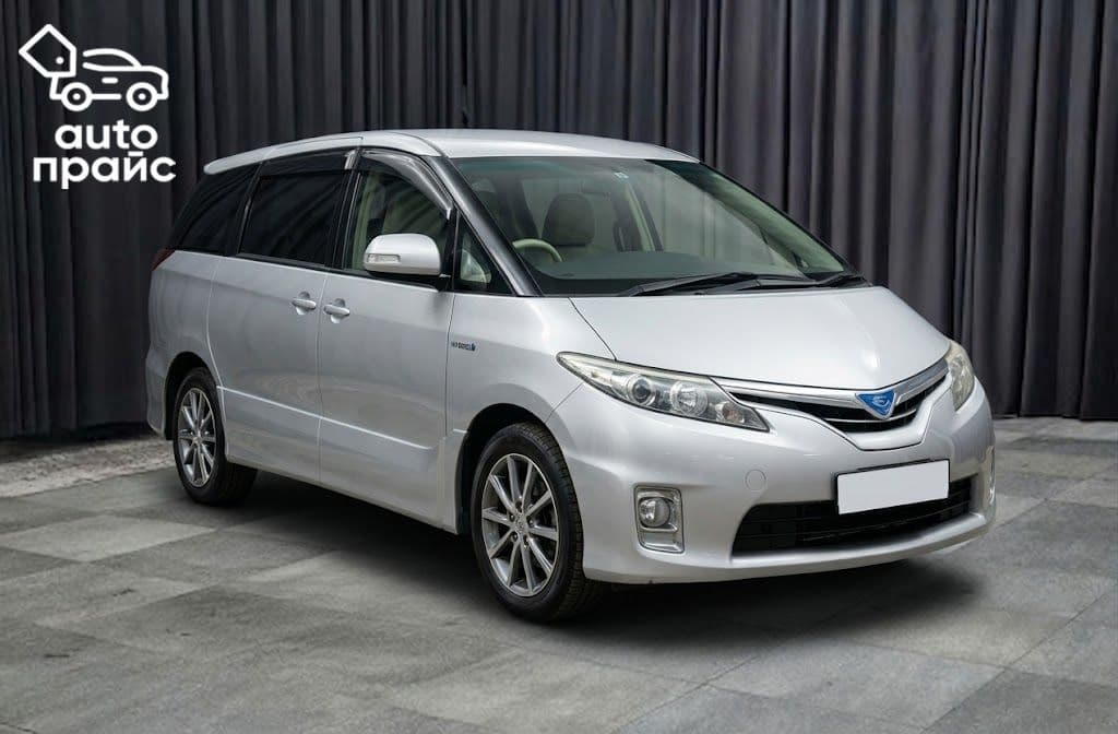 Toyota Estima - 1