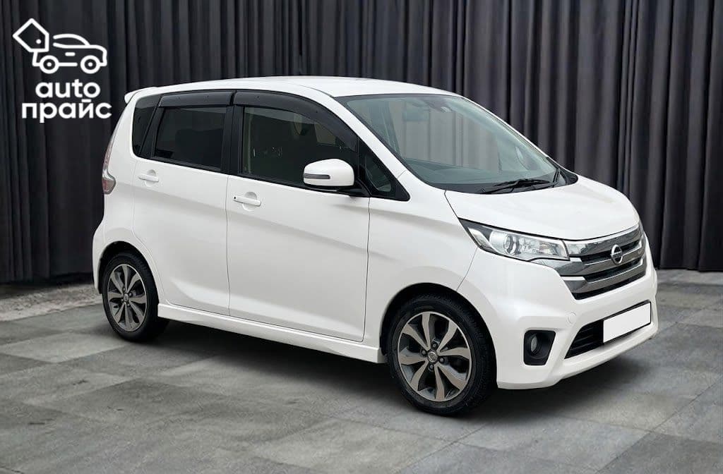 Nissan Dayz - 1