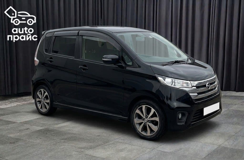 Nissan Dayz - 1