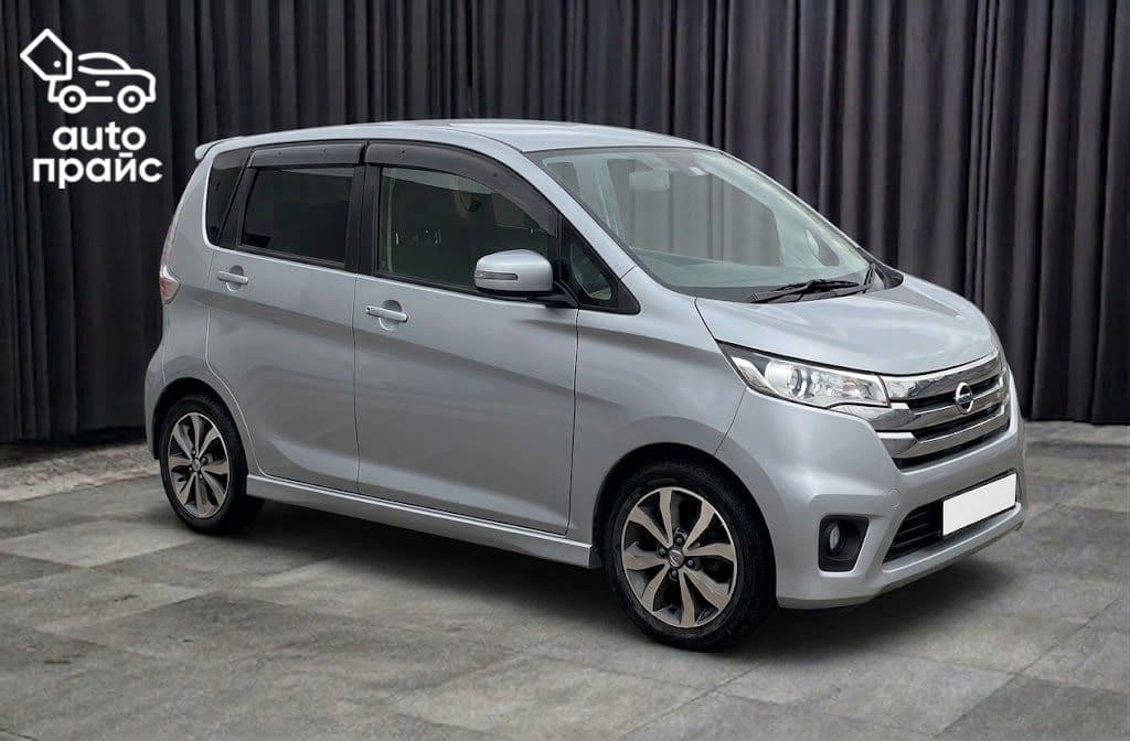 Nissan Dayz - 1