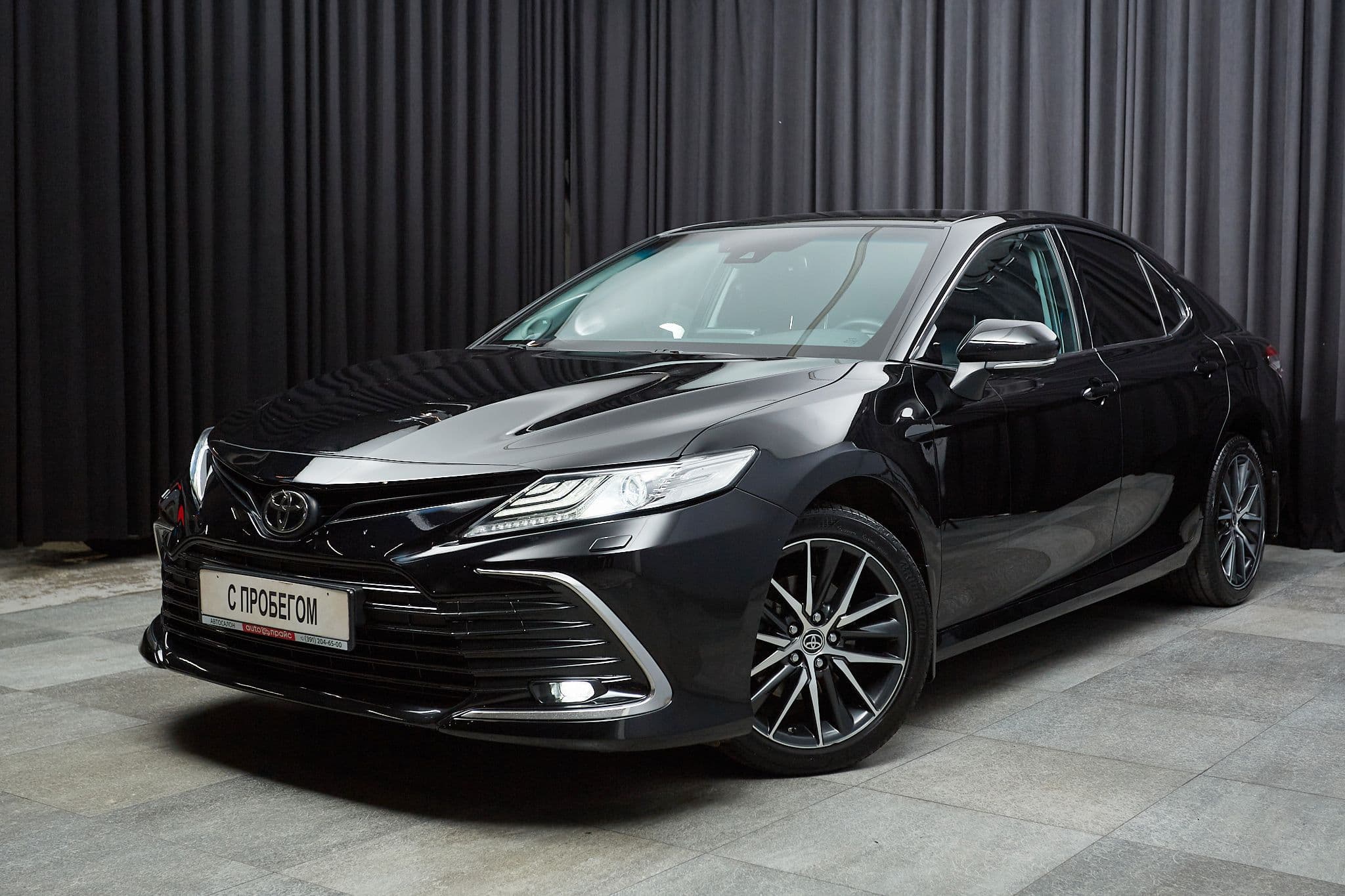 Toyota Camry - 1