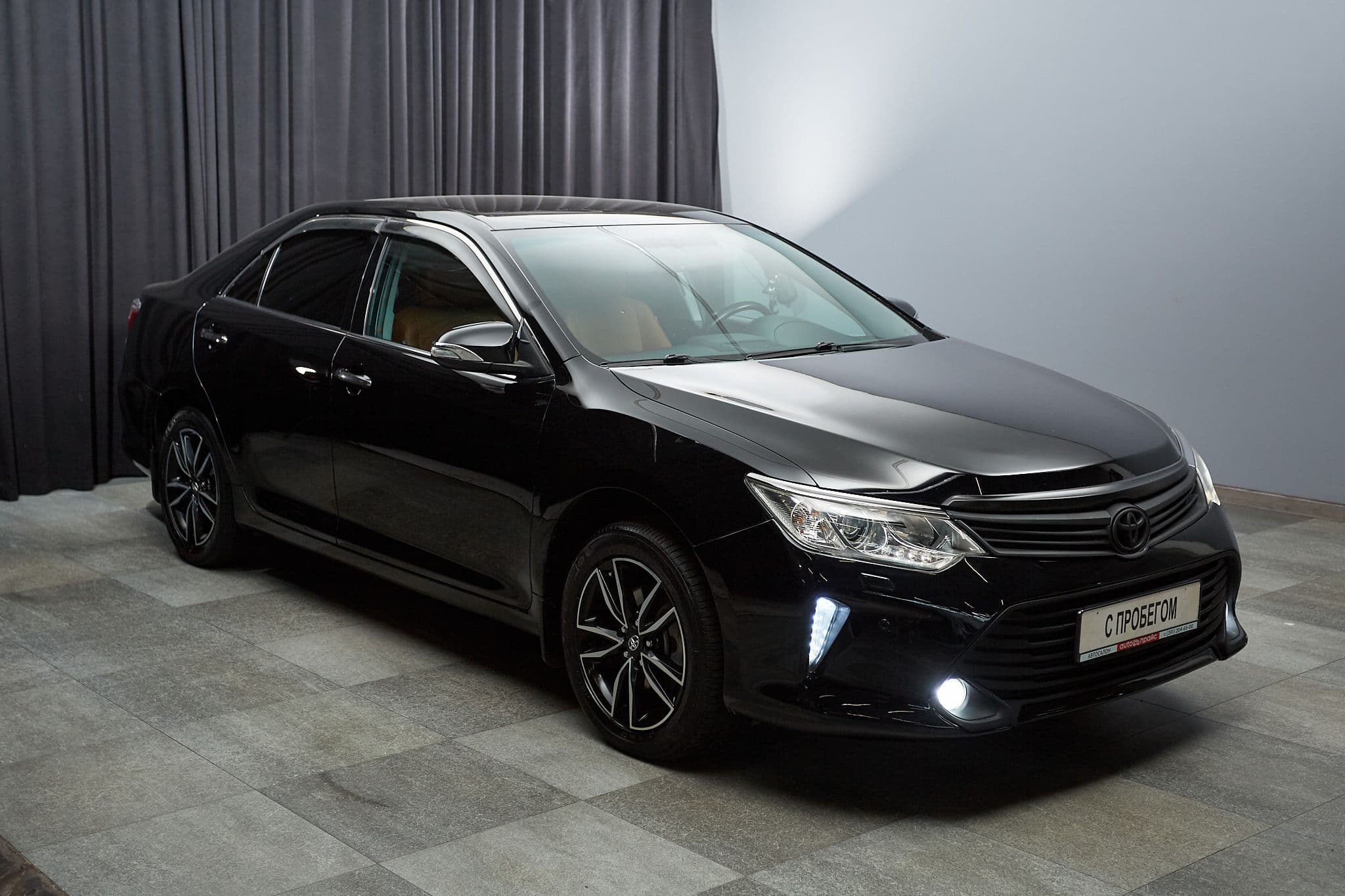 Toyota Camry - 3