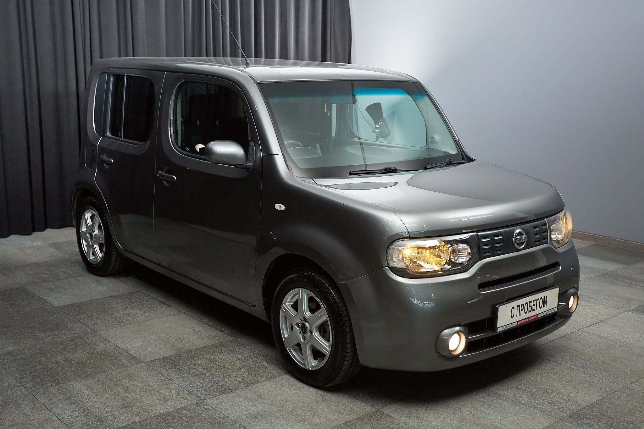 Nissan Cube - 3