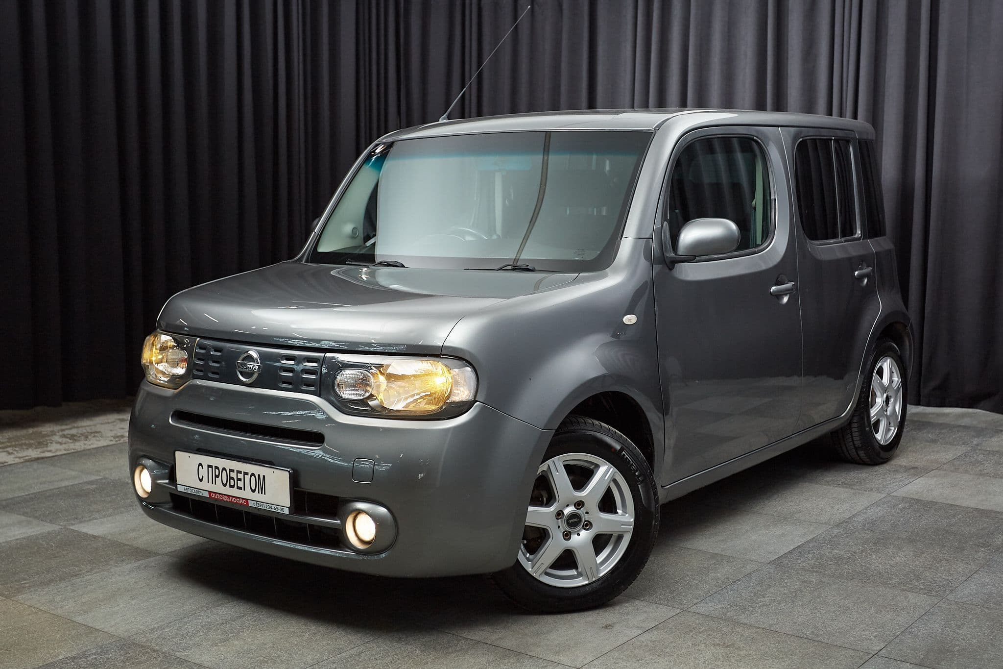 Nissan Cube - 1
