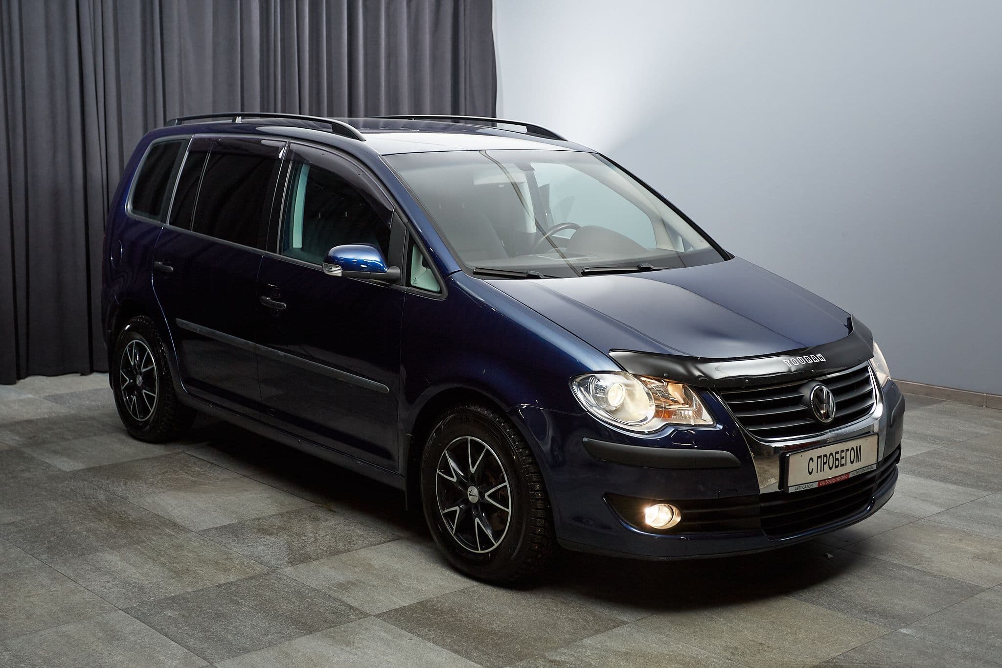 Volkswagen Touran - 3