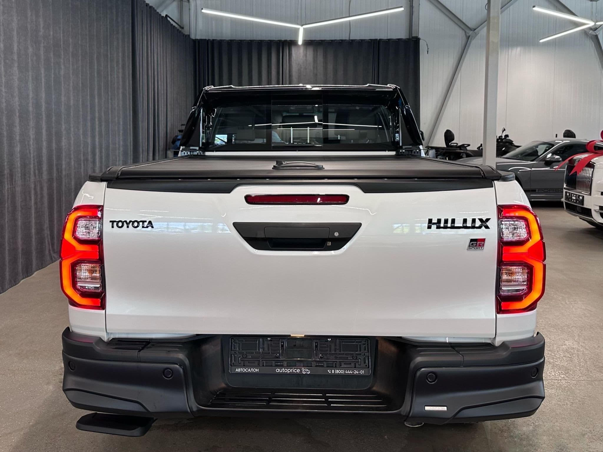 Toyota Hilux - 5