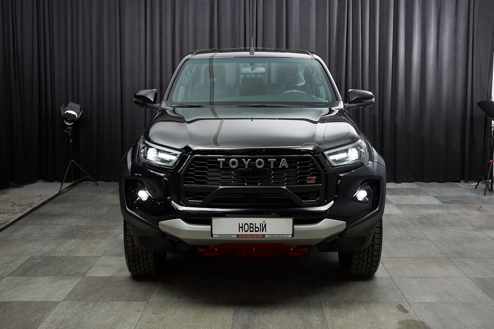 Toyota Hilux - 2