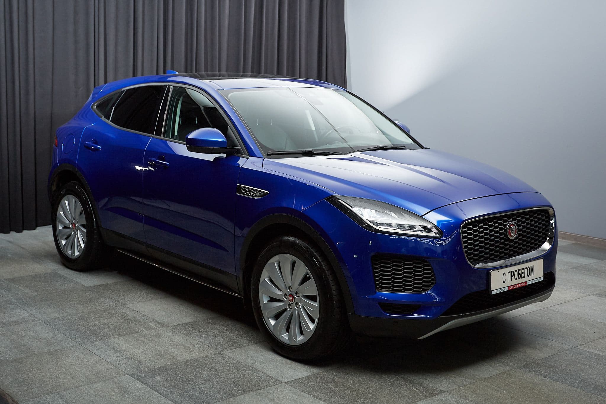Jaguar E-Pace - 3