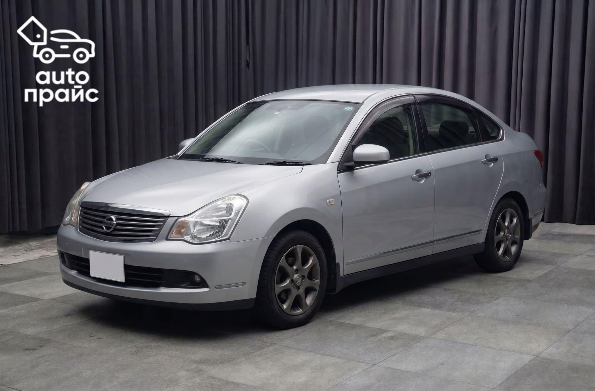 Nissan Bluebird - 1
