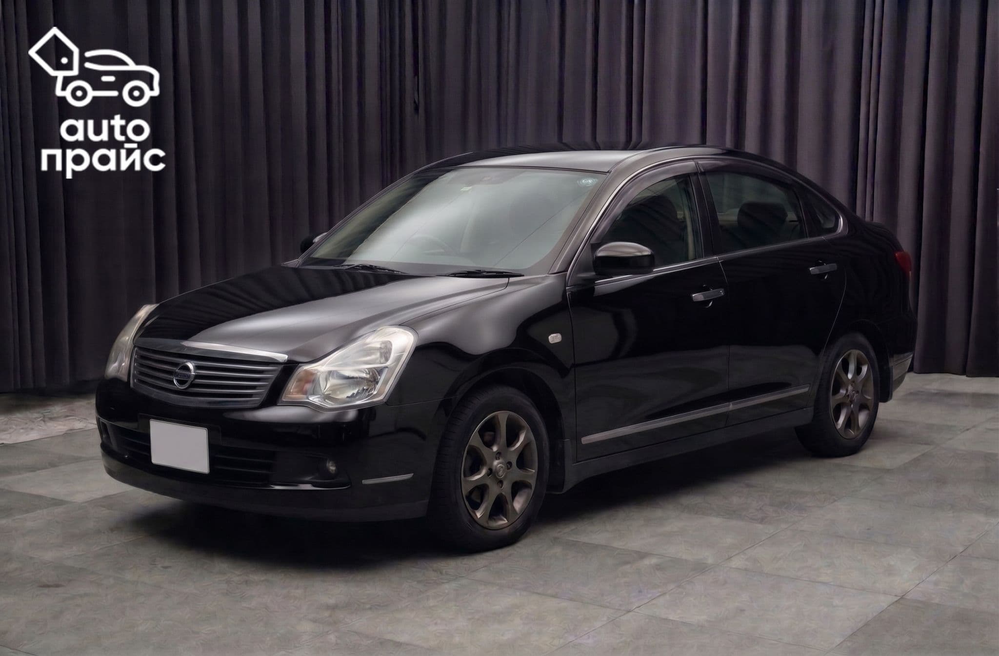 Nissan Bluebird - 1