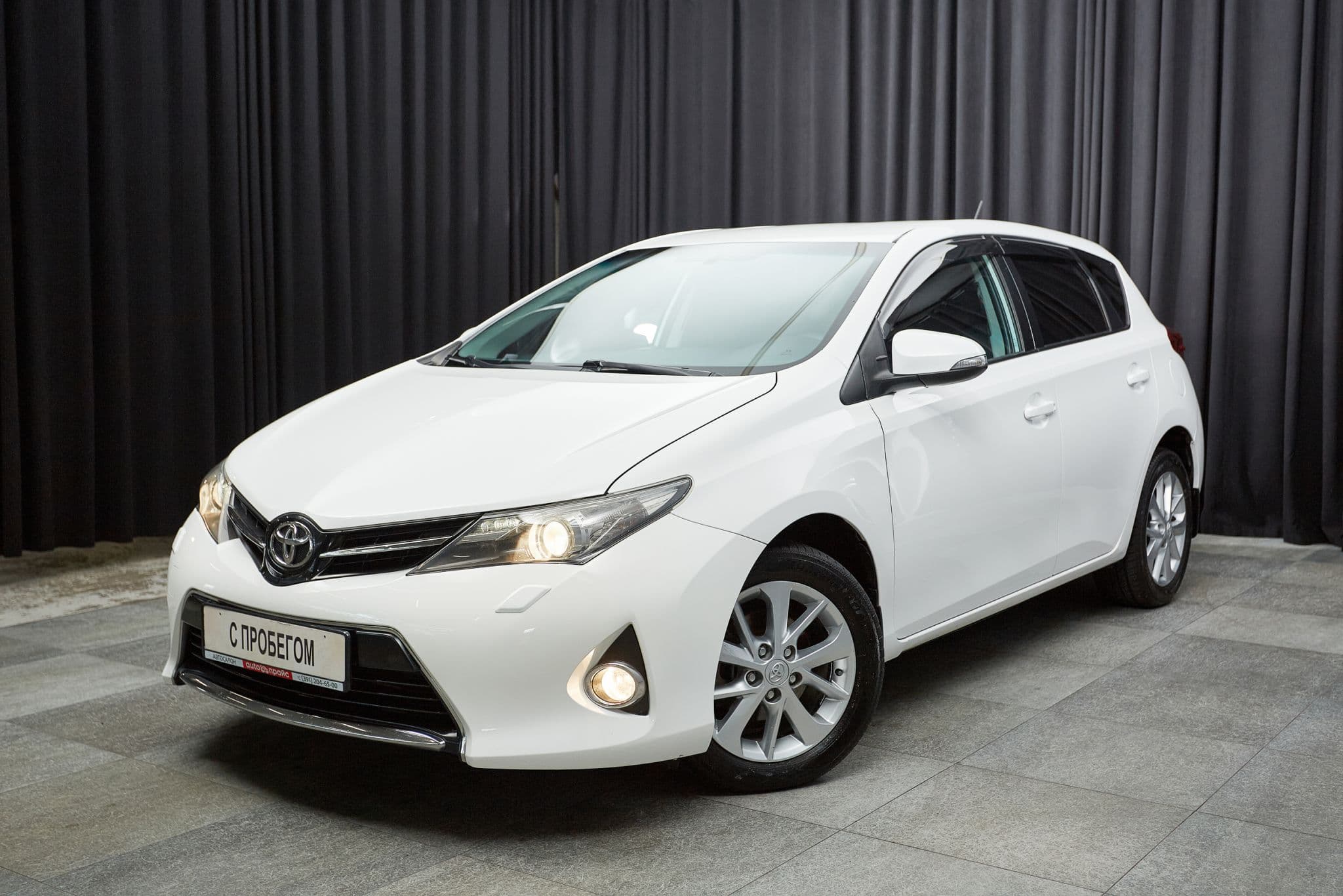 Toyota Auris - 1
