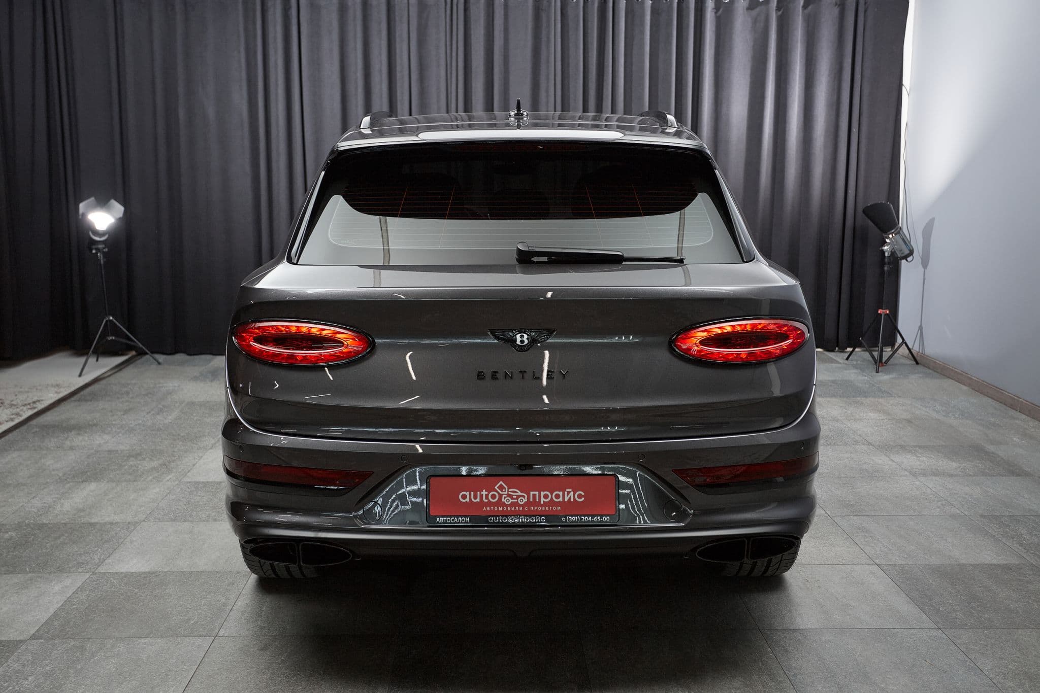 Bentley Bentayga - 5