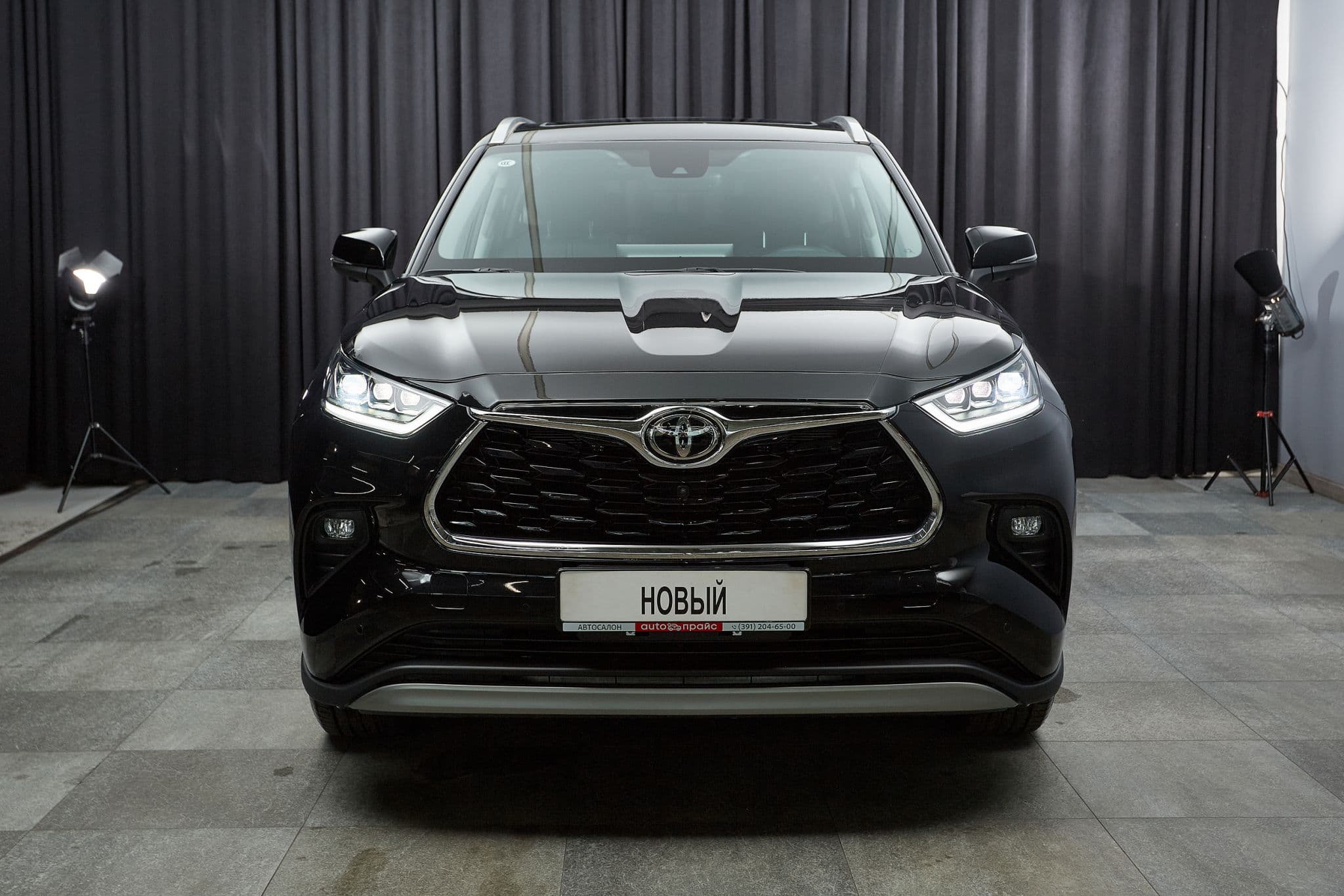 Toyota Highlander - 2