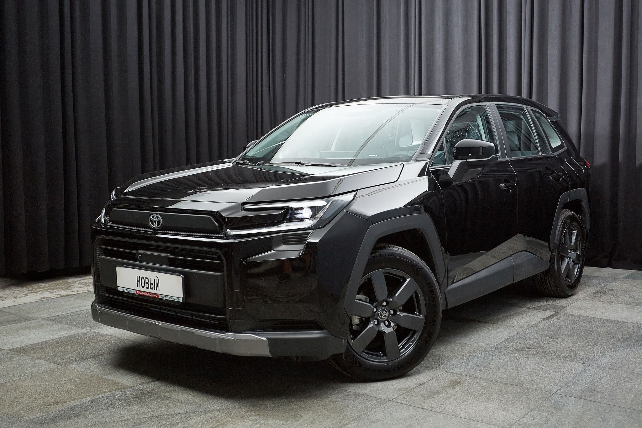 Toyota RAV4 - 1