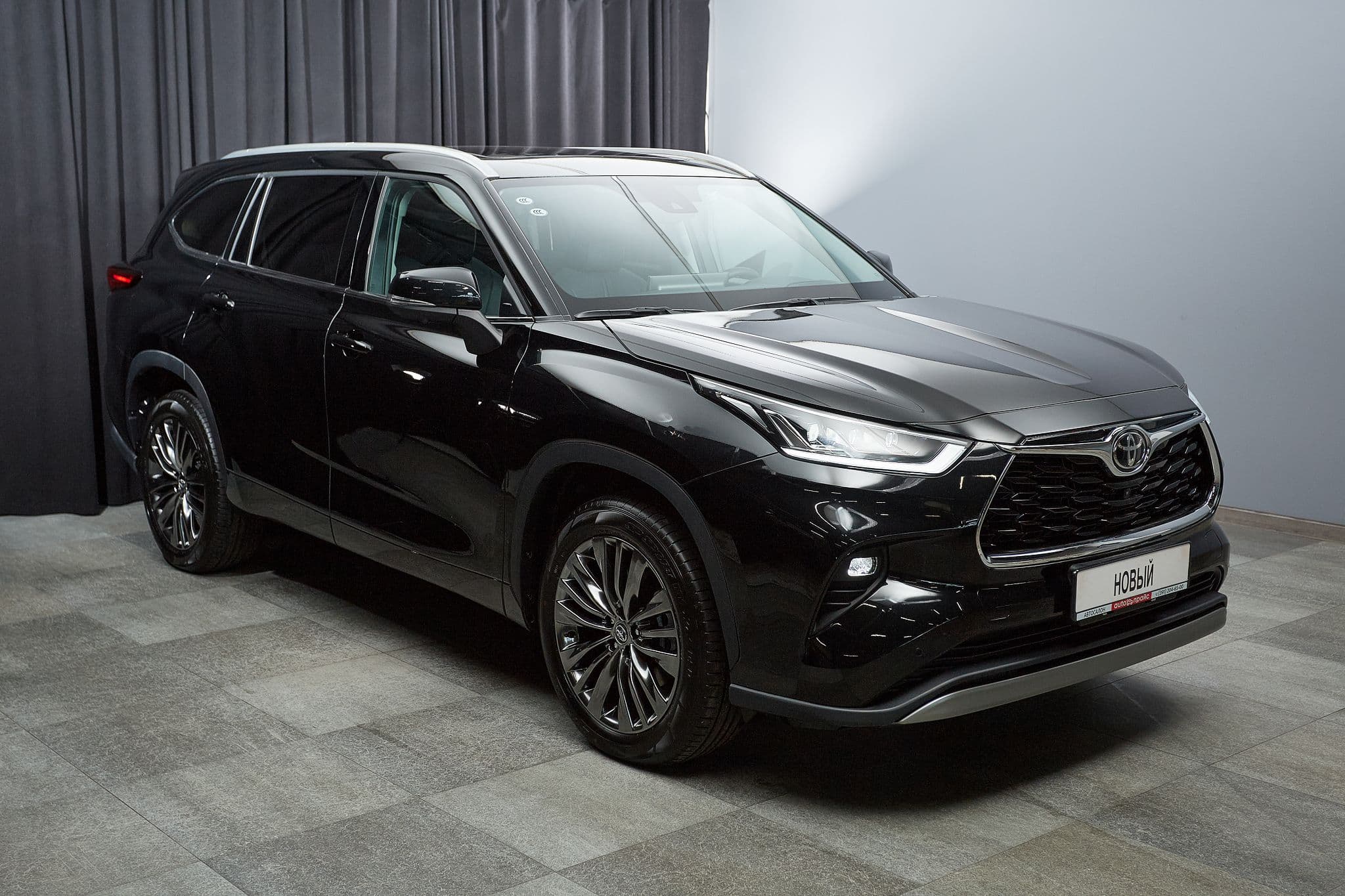 Toyota Highlander - 3
