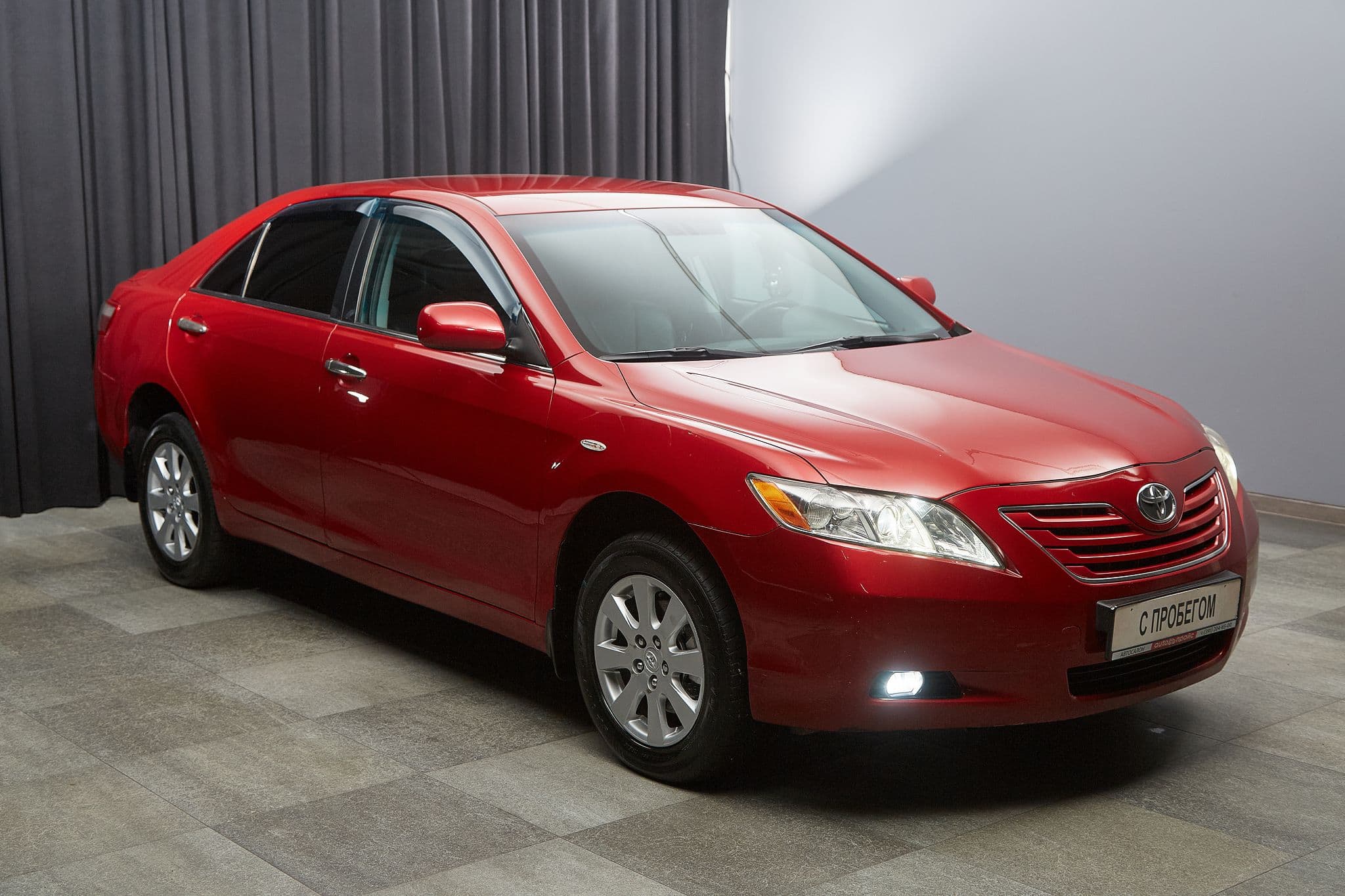 Toyota Camry - 3