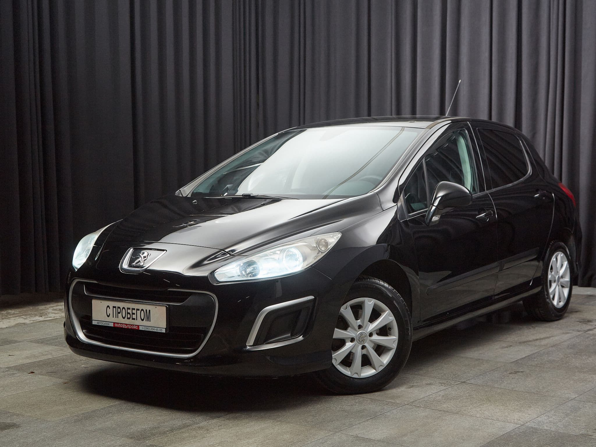 Peugeot 308 - 1