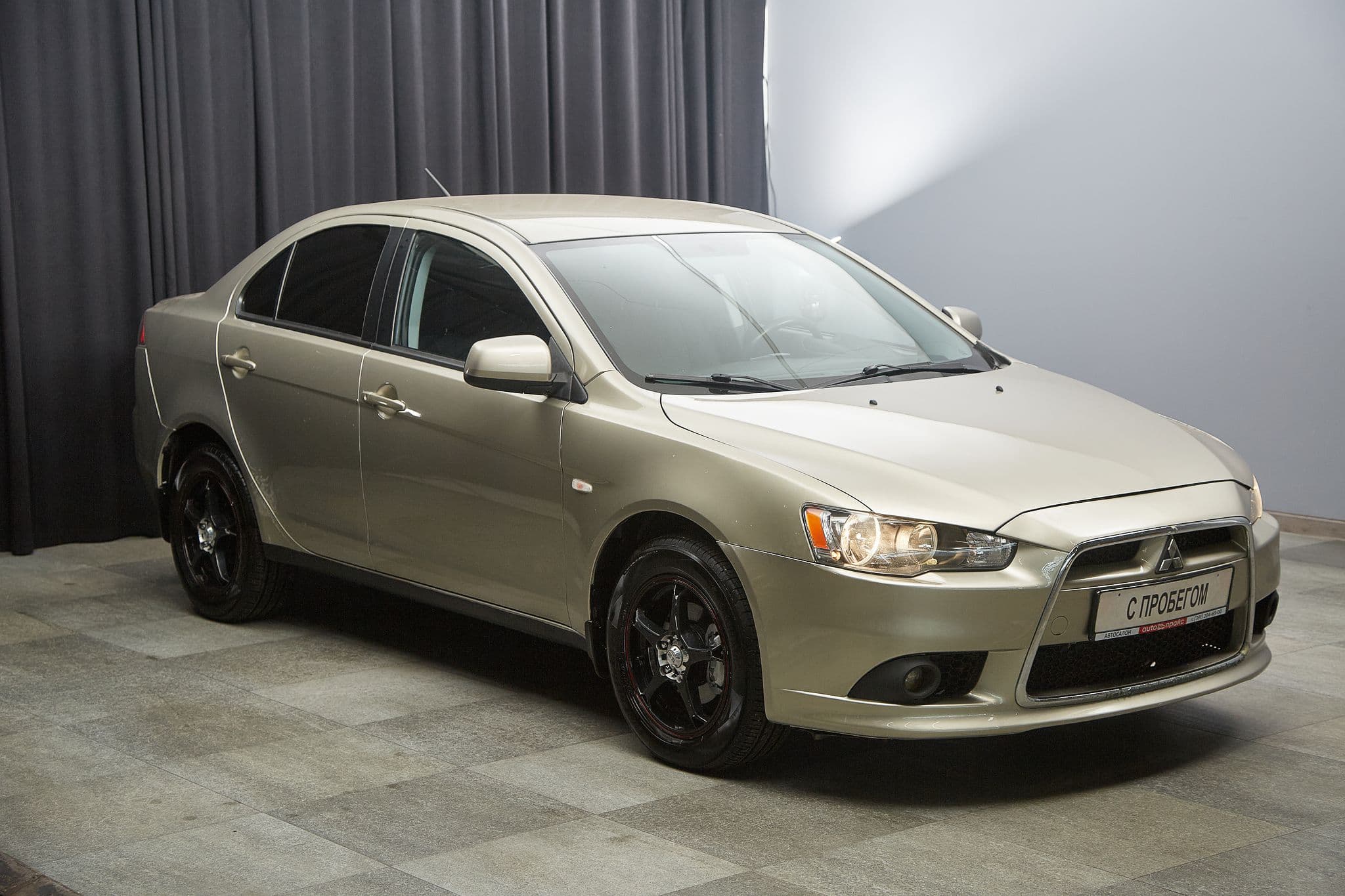 Mitsubishi Lancer - 3