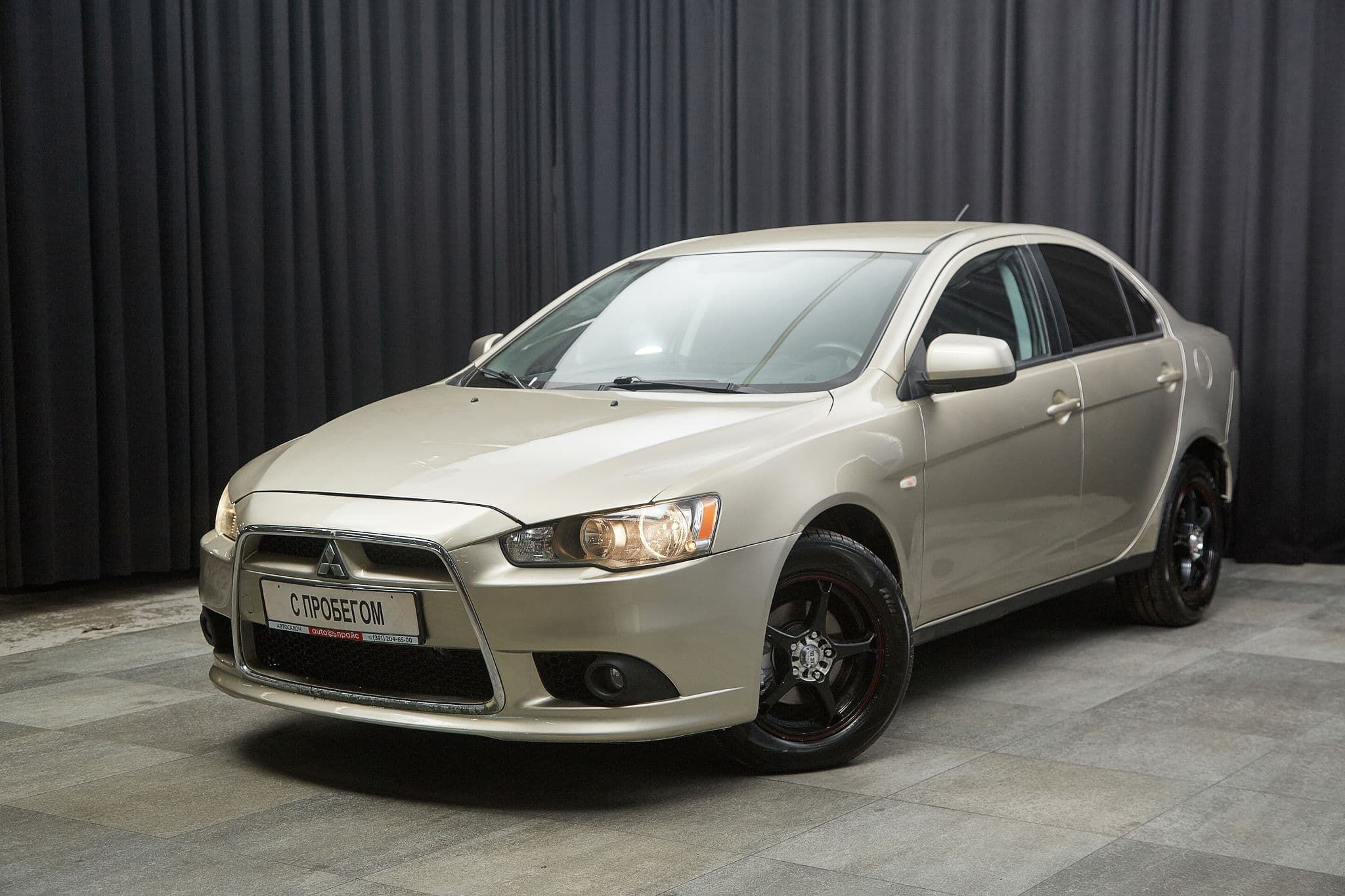 Mitsubishi Lancer - 1