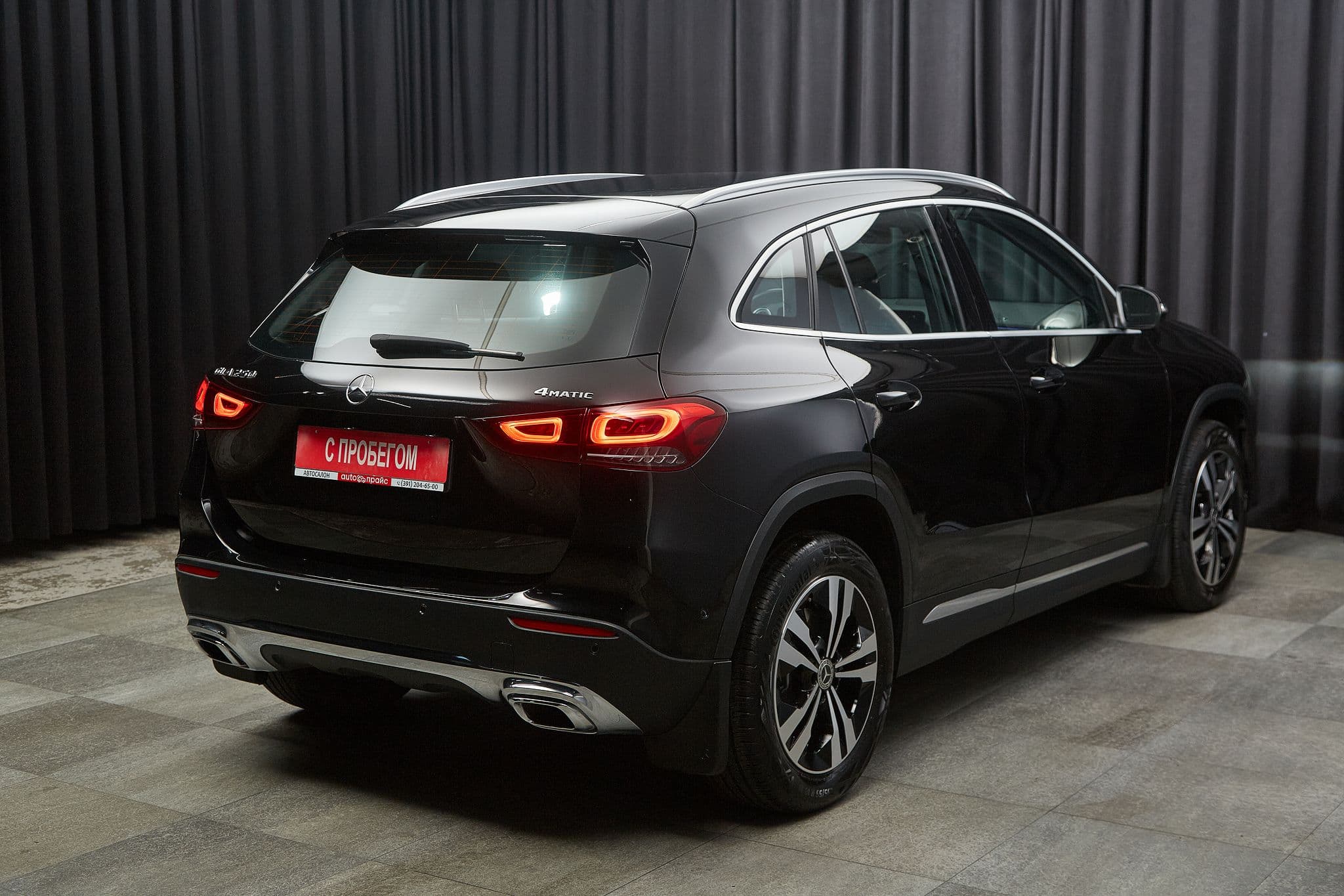 Mercedes-Benz GLA250 - 4