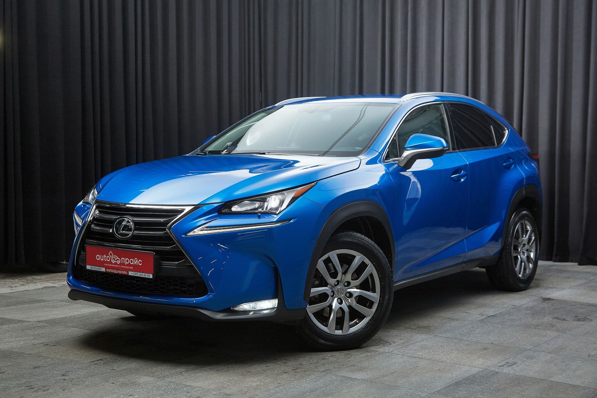 Lexus NX200 - 1