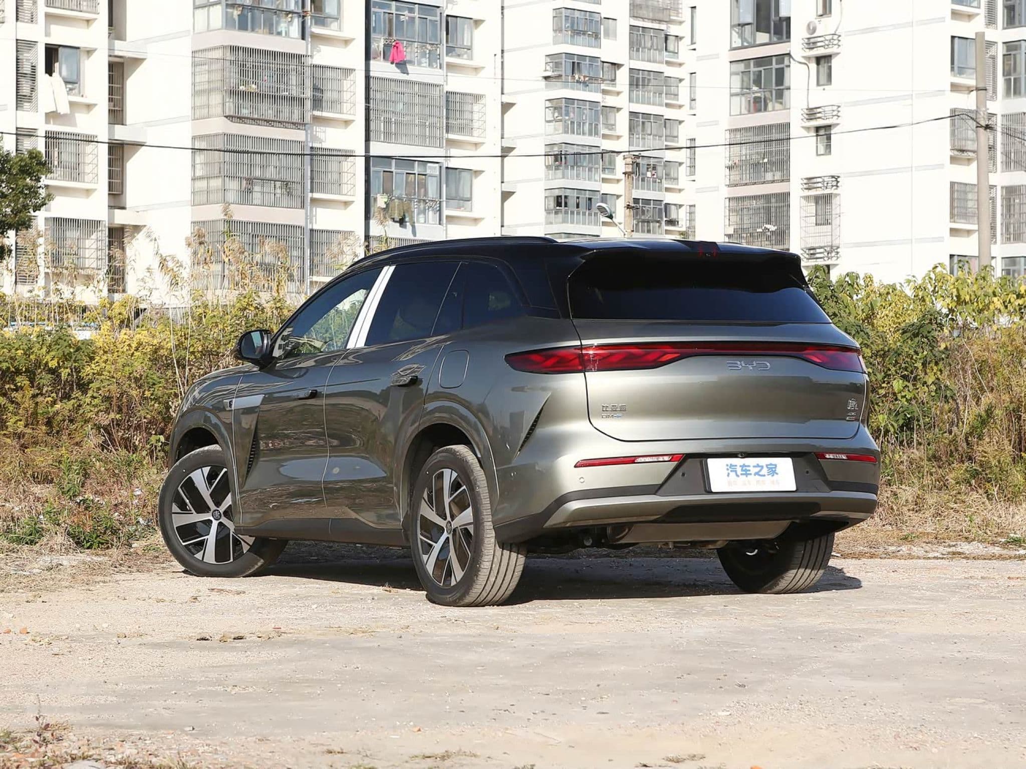 BYD Tang L - 2