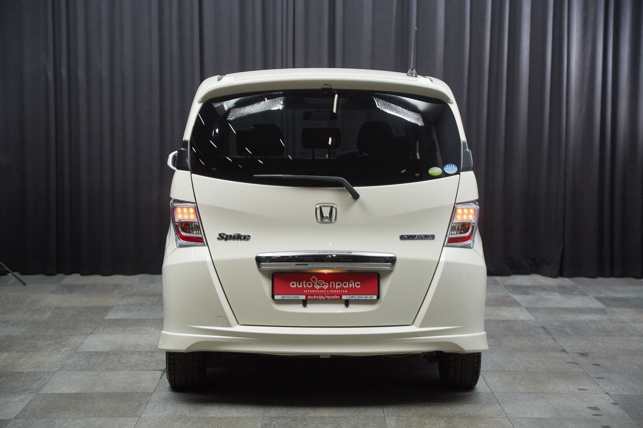 Honda Freed - 5