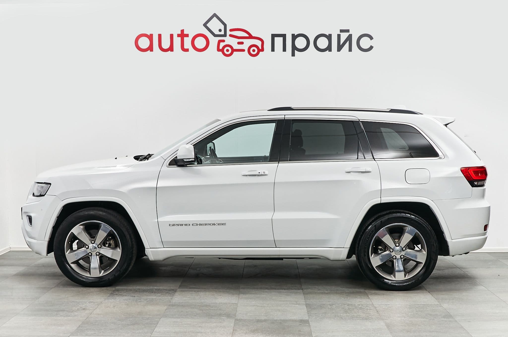 Jeep Grand Cherokee - 3